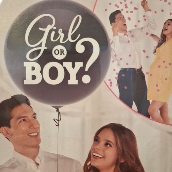 Baby Gender Reveal Confetti Balloon 24 Inch - Picture 3 of 6